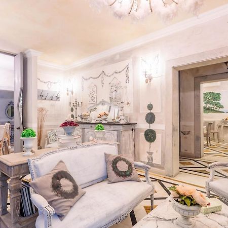 Hotel Luciana Marina di Massa Kültér fotó