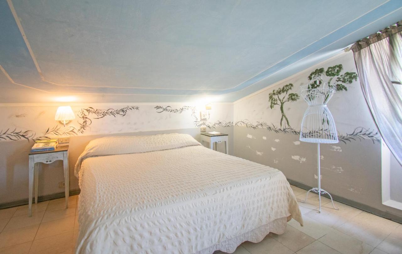 Hotel Luciana Marina di Massa Kültér fotó