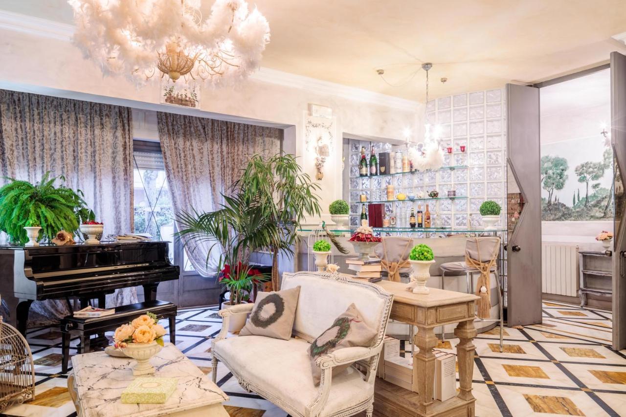 Hotel Luciana Marina di Massa Kültér fotó